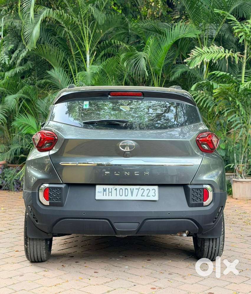 Tata Punch 1.2 Revotron Creative Amt Dual Tone, 2022, Petrol