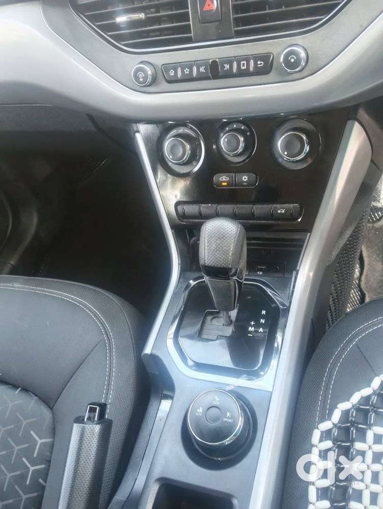 Tata Nexon 1.2 Revotron Xma Amt (s), 2022, Petrol
