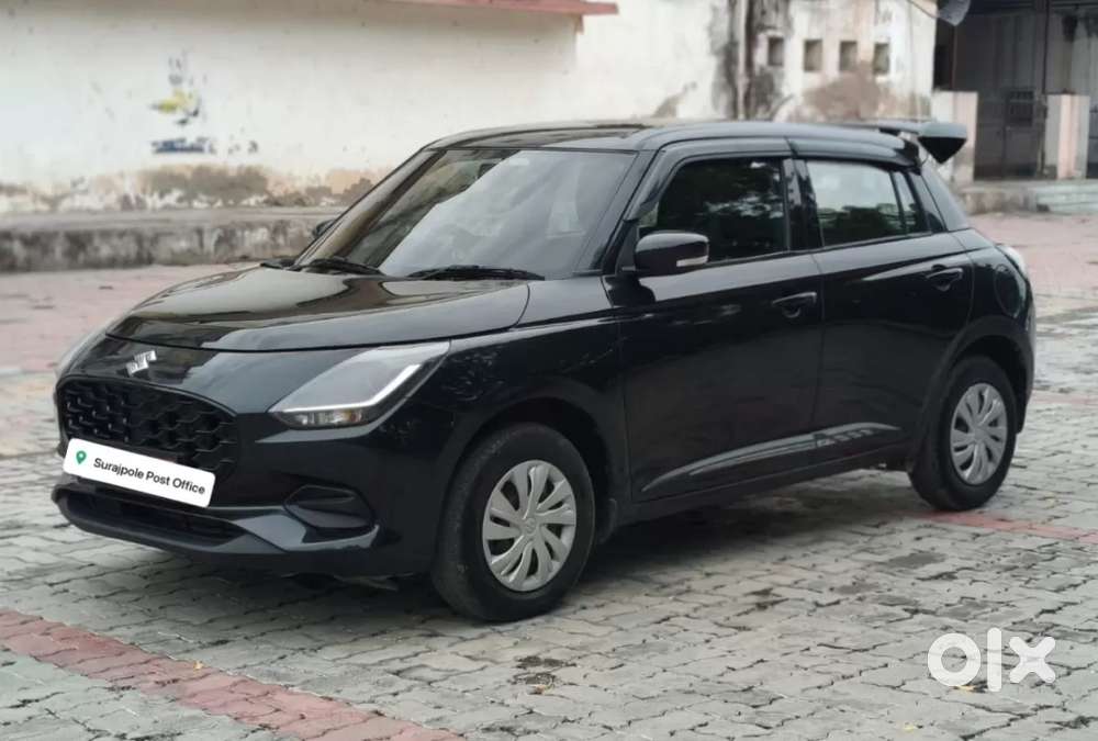 Maruti Suzuki Swift Vxi, 2025, Petrol