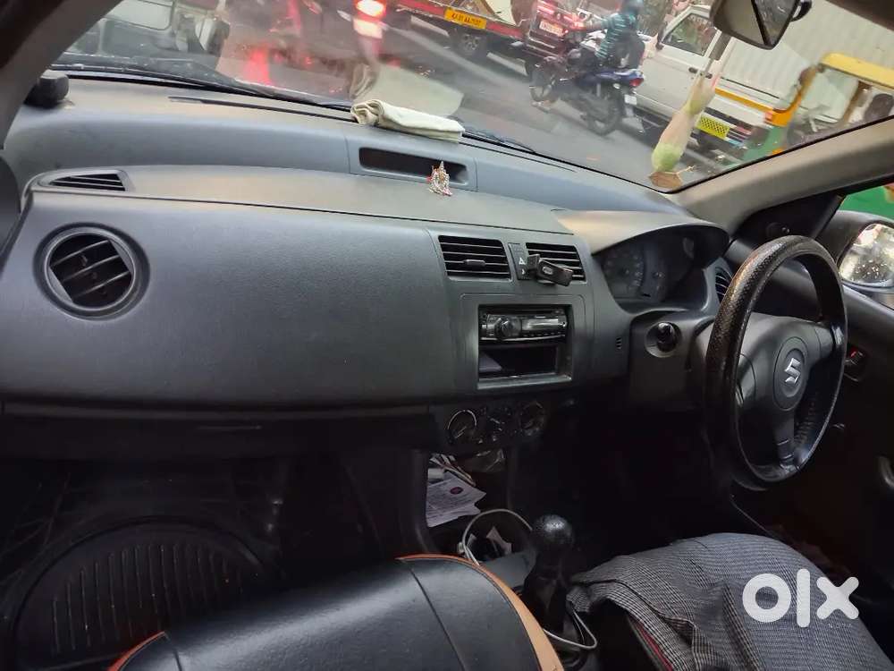 Good Condition All Documents Running.60 %tyre. Rs.289999.