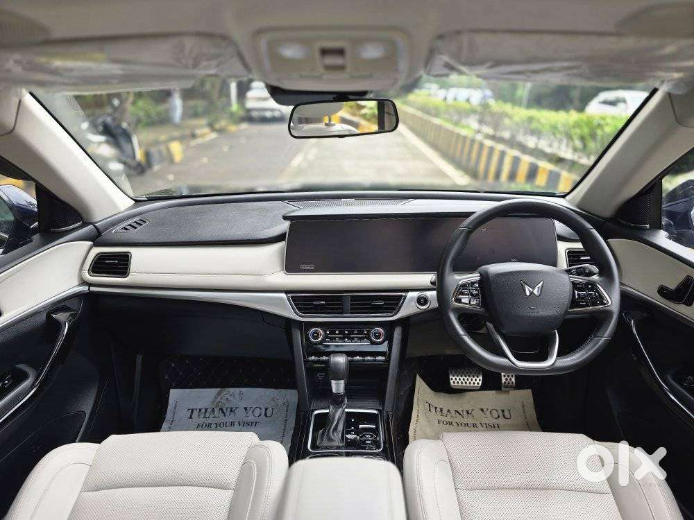 Mahindra Xuv700 2.2 Ax 7 Diesel At Luxury Pack Str, 2024, Diesel