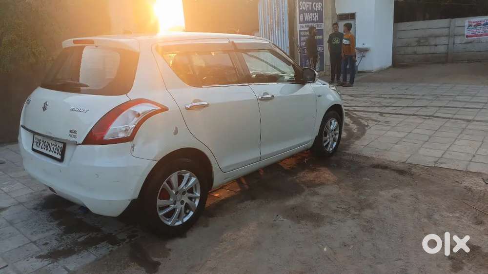Maruti Suzuki Swift 2012