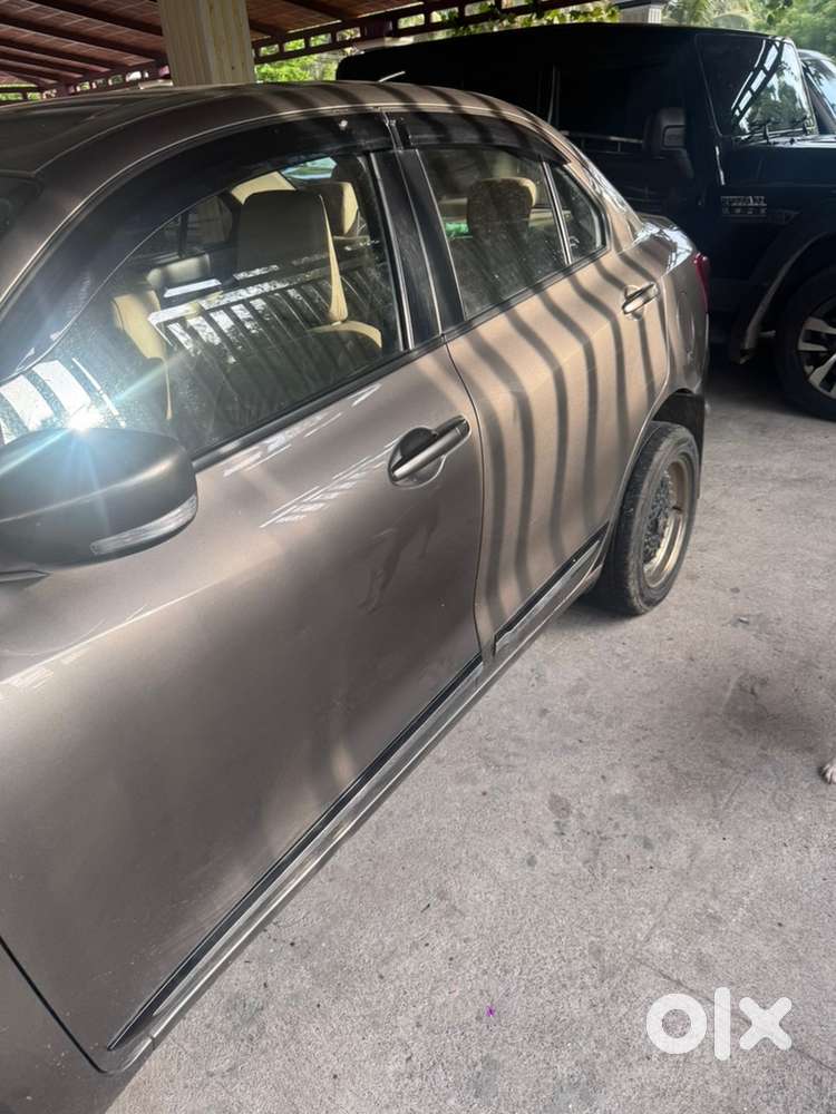 Maruti Suzuki Dzire 2024 Petrol Well Maintained