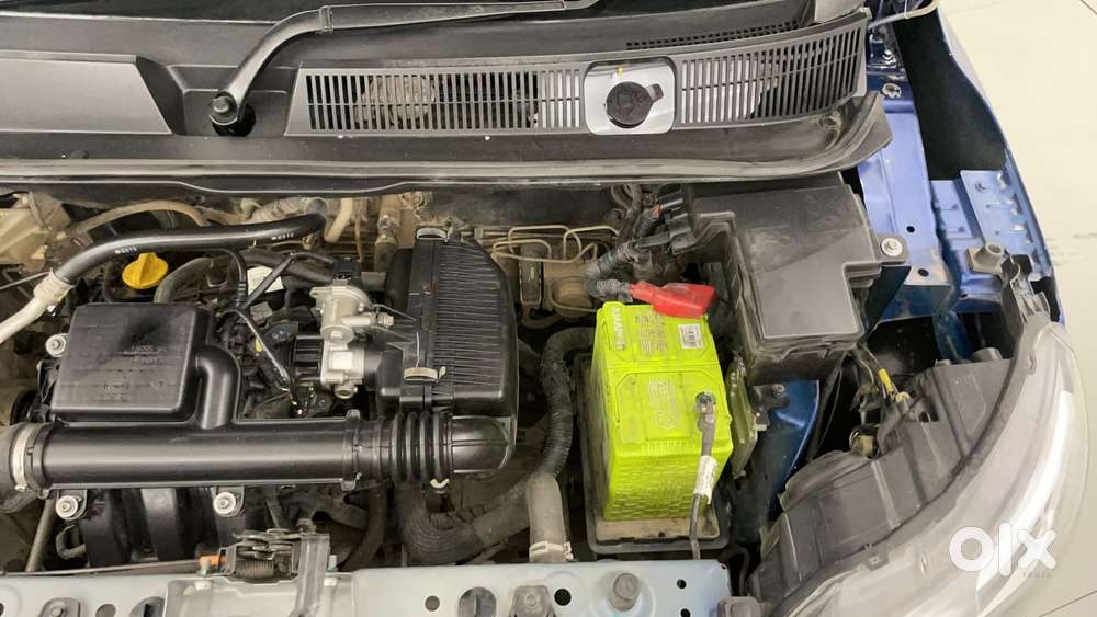 Renault Triber Rxt, 2022, Petrol