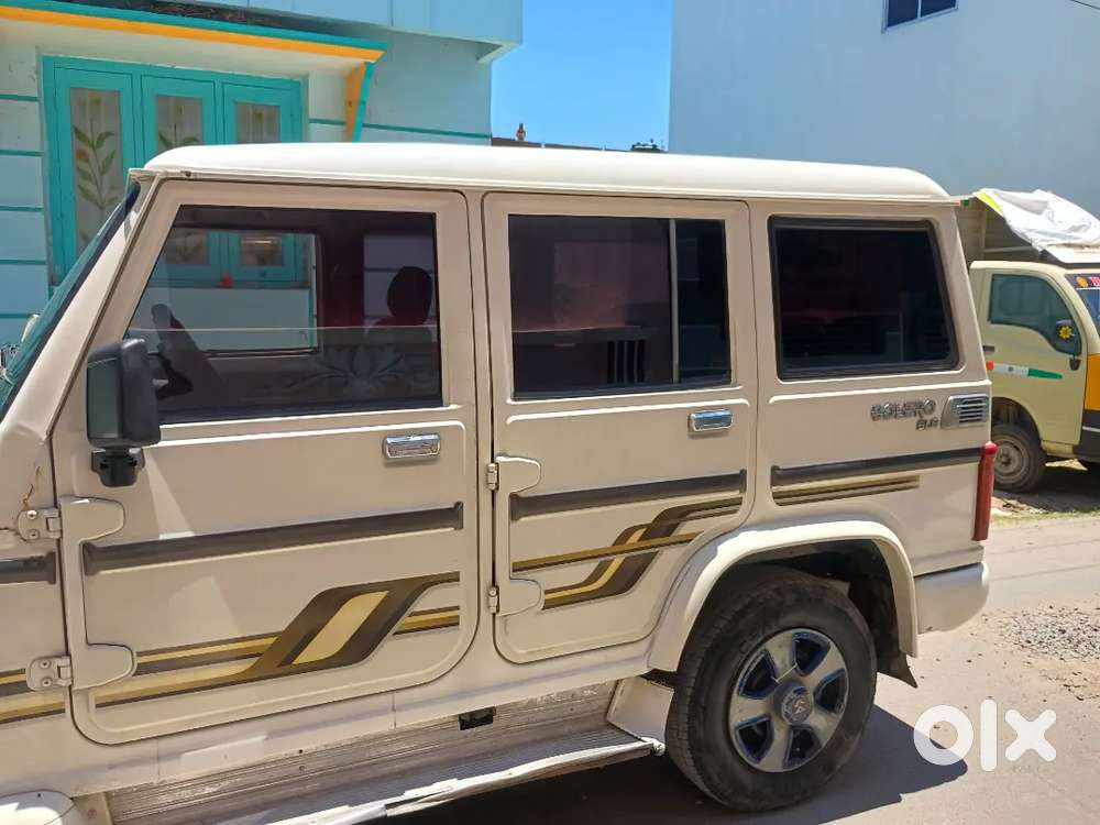 Mahindra Bolero 7  Seater Car Good Mileage Car