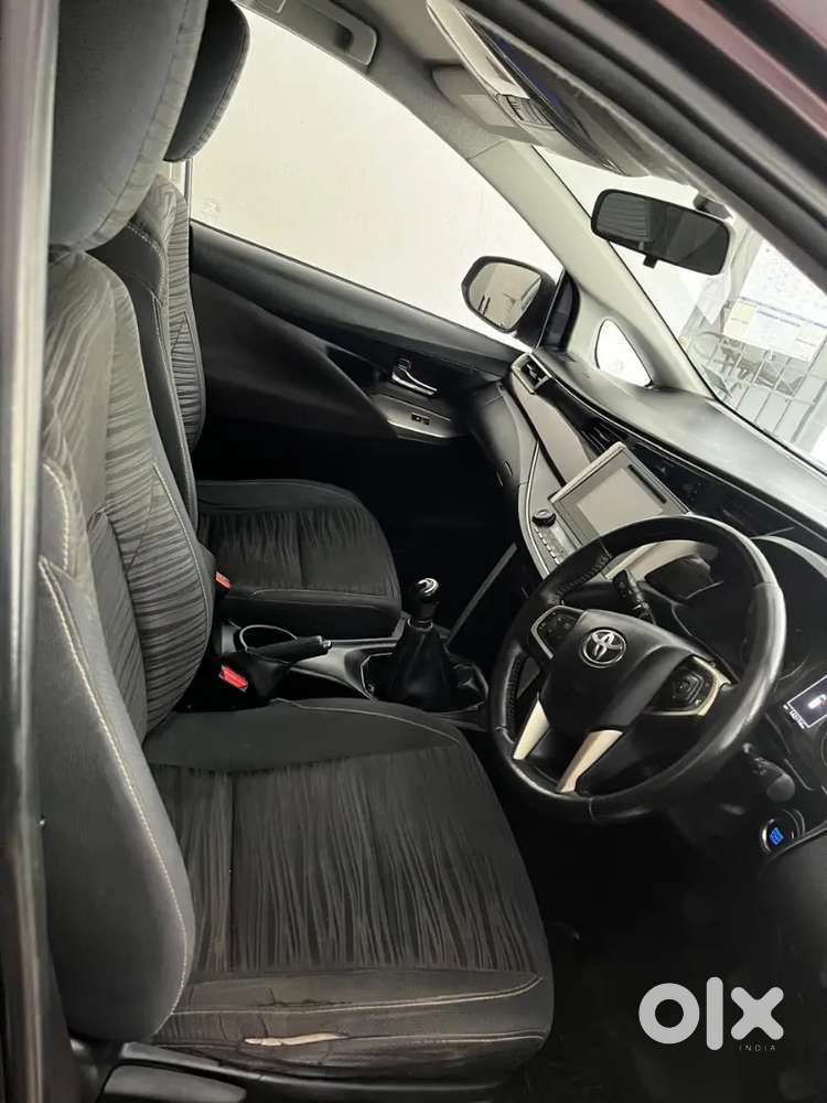Toyota Innova Crysta Diesel Mt 2017