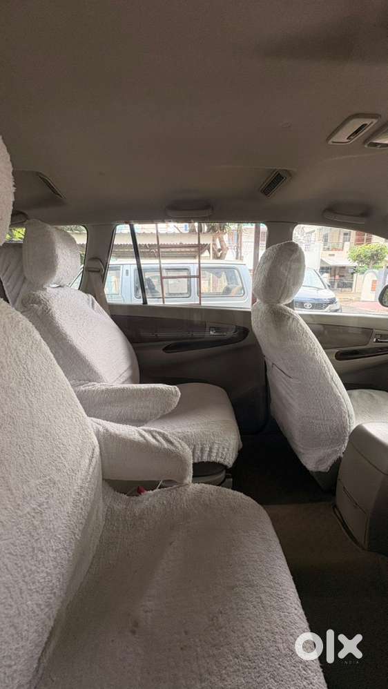 Toyota Innova 2012 Diesel Well Maintained
