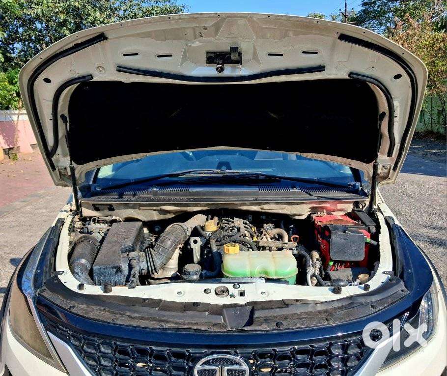 Tata Hexa 2.2 Xe 4x2 7 Str, 2018, Diesel