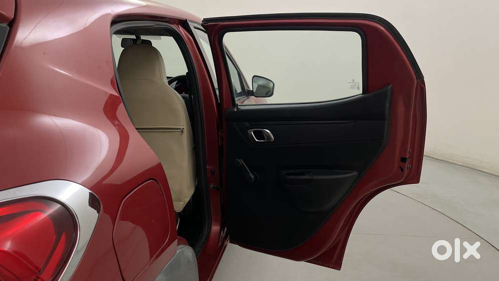 Renault Kwid 1.0 Rxt Amt, 2019, Petrol