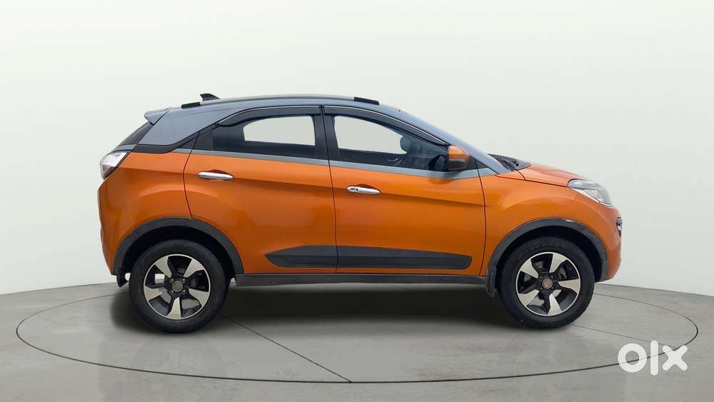 Tata Nexon 1.2 Revotron Xza Plus Dualtone, 2019, Petrol