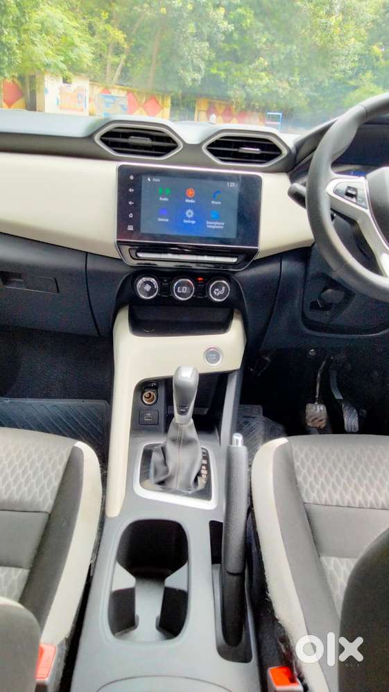 Nissan Magnite 1.0 Xv, 2021, Petrol