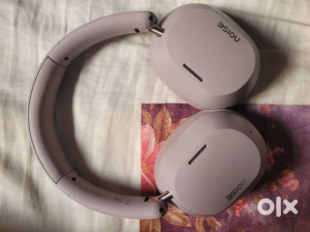 Noise Airwave Max 5 , 3 Months warranty left