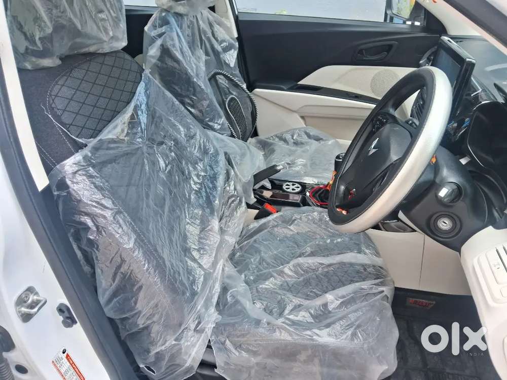 Mahindra Xuv 3xo Mx2 Pro 2025  Sunroof  Only 5800km  9 Months Old