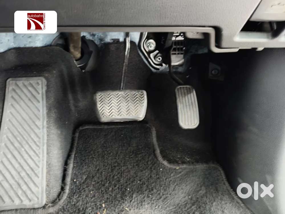 Toyota Innova Hycross 2.0 Zx Hybrid 7 Str, 2023, Petrol