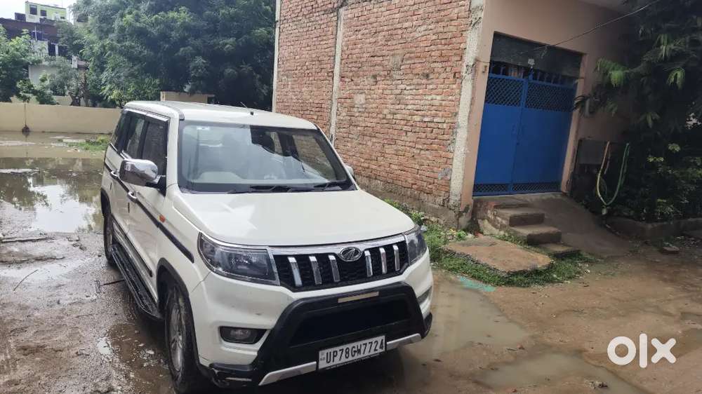 Un Touch Car Hai Aur Bht Hi Achi Condition Hai