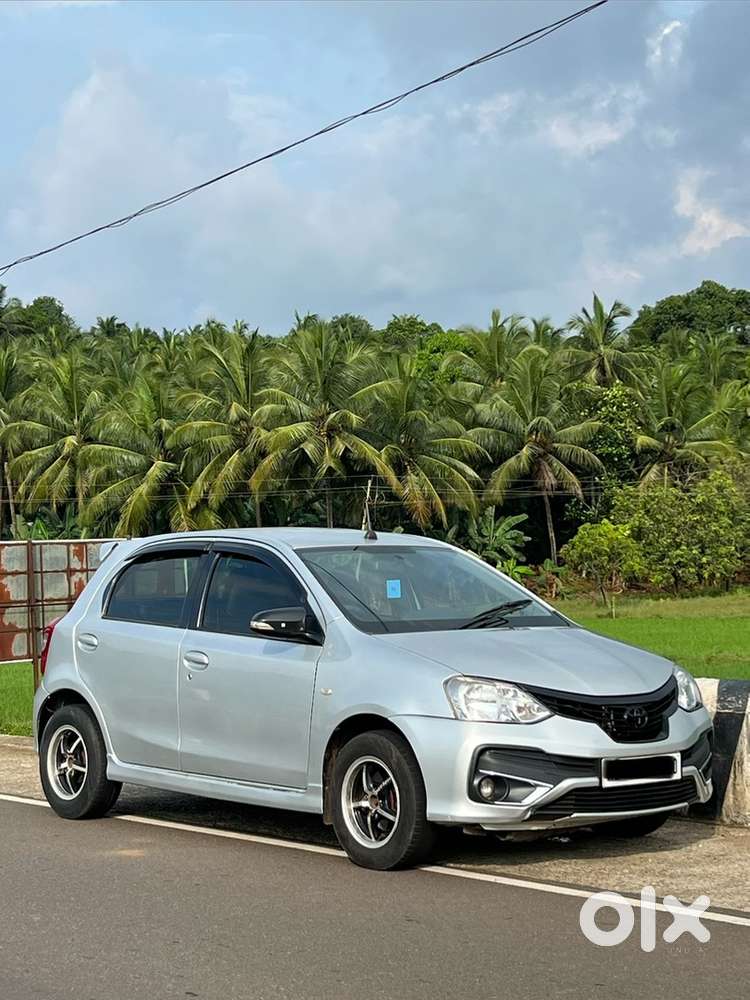 Toyota Etios Liva 2012