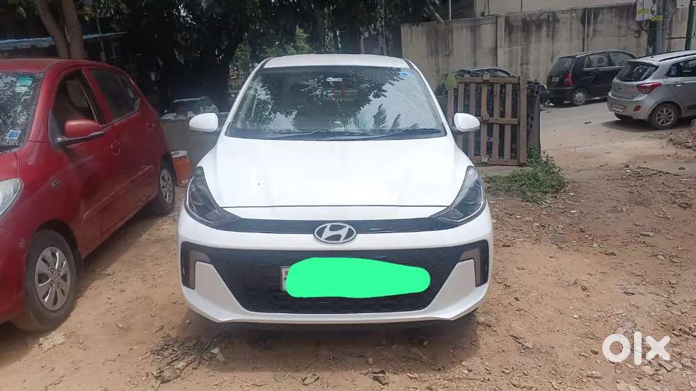 Hyundai Aura 2025 Sx Plus Amt With Cng On Paper