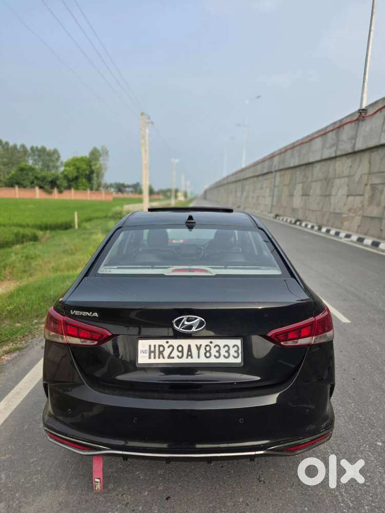 Hyundai Verna Crdi 2022