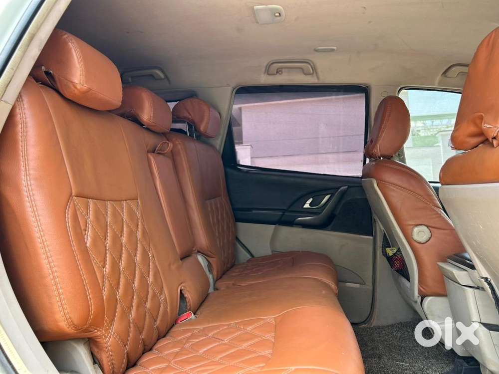 Mahindra Xuv500 2017 Diesel 93000 Km Driven