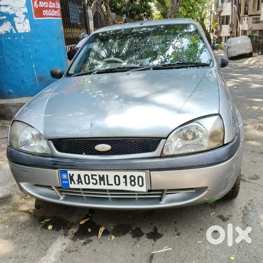 Ford Ikon Rally 2004