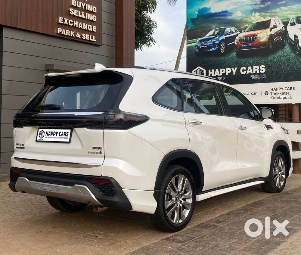 Toyota Innova Hycross 2.0 Zx Hybrid 7 Str, 2023, Petrol