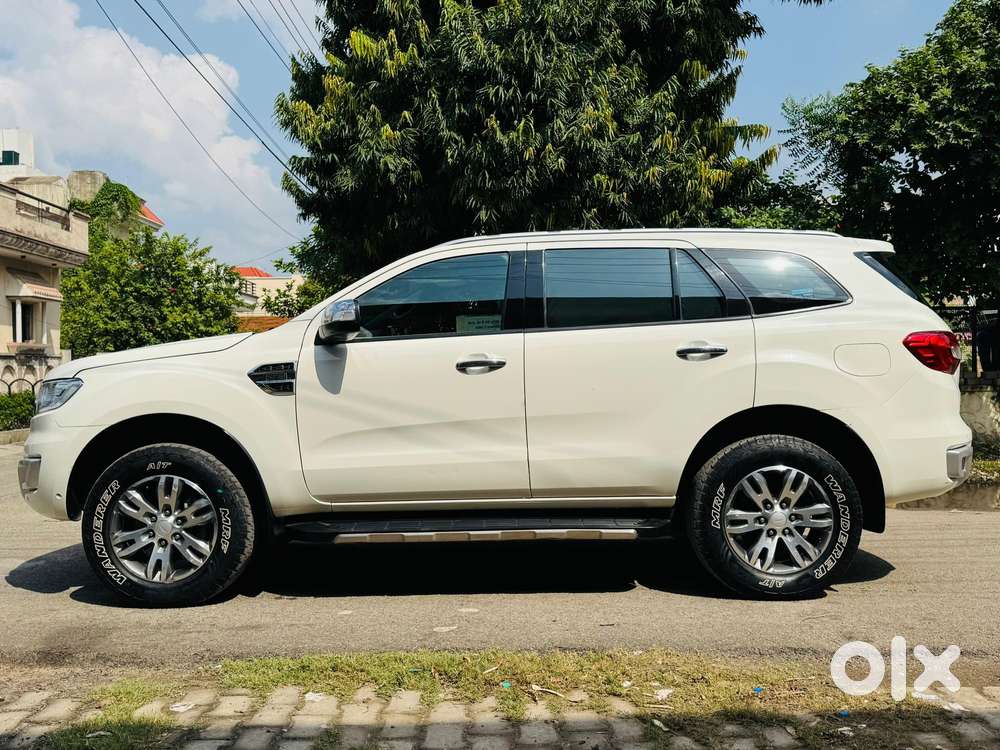 Ford Endeavour 3.2 Titanium At 4x4, 2017, Diesel