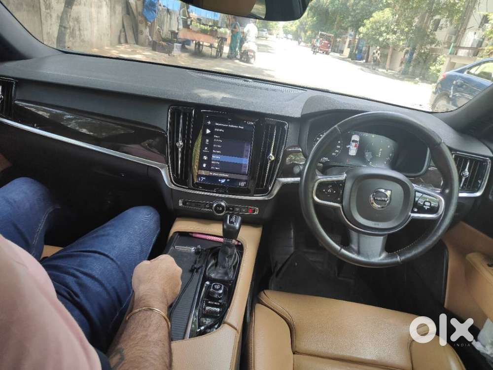 Volvo S90 D4 Momentum, 2020, Diesel