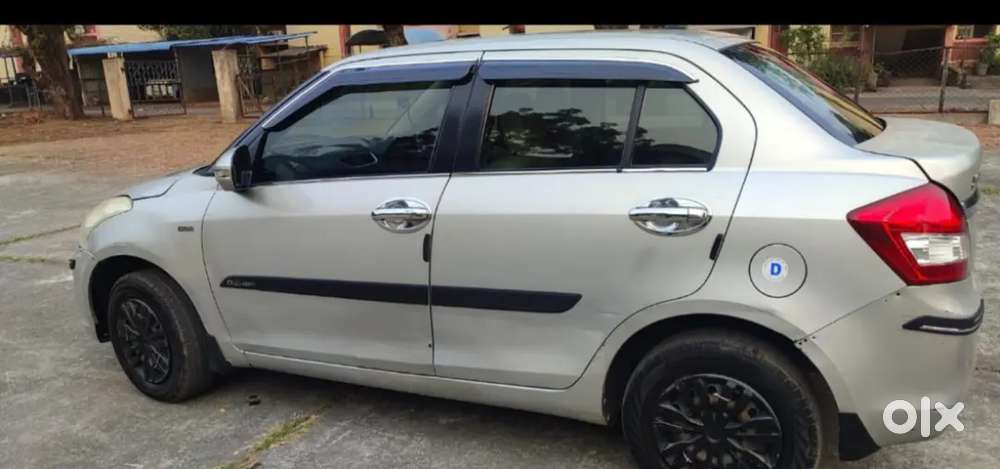 Maruti Suzuki Dzire 2017 Diesel 100010 Km Driven