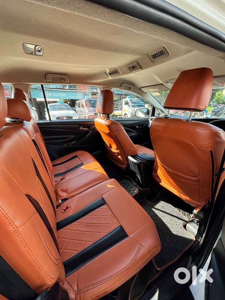 Toyota Innova Crysta 2.4 G Mt 8s, 2023, Diesel