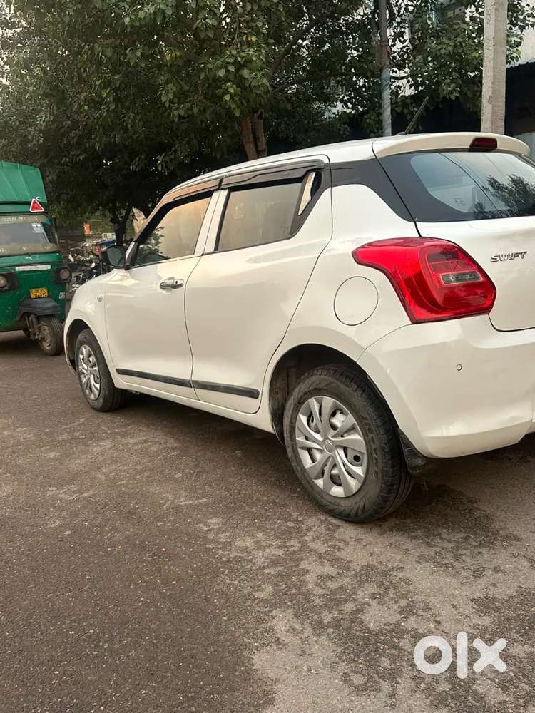 Maruti Suzuki Swift 2023 Petrol Well Maintained