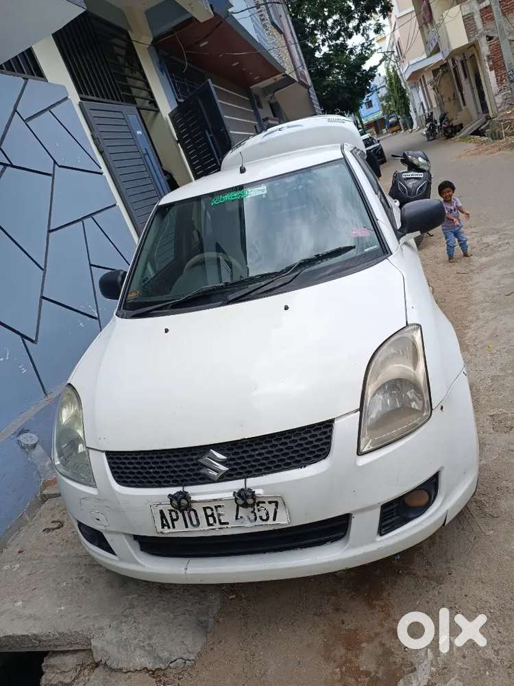 Maruti Suzuki Shift Dzire 2013