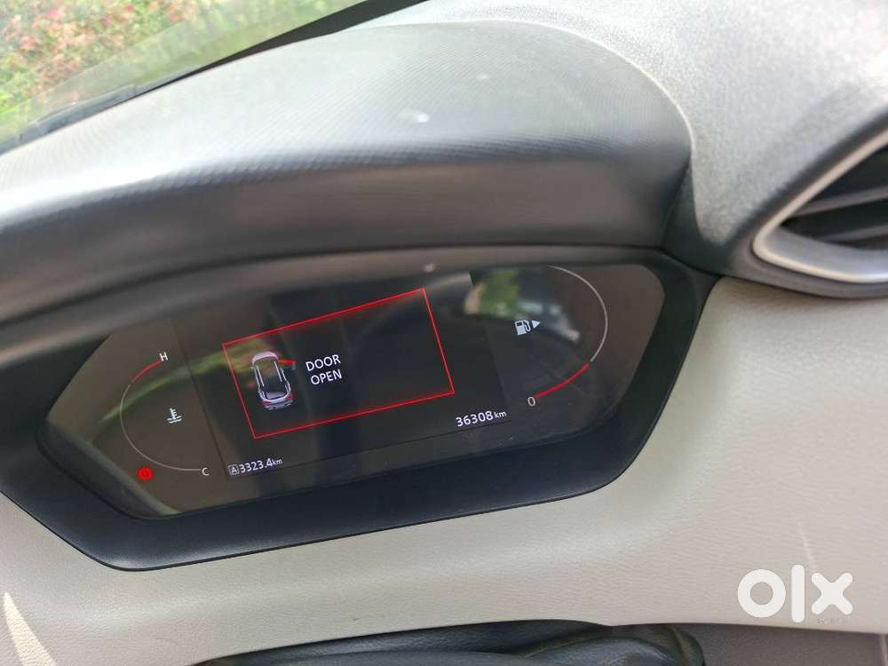 Nissan Magnite Black Xv