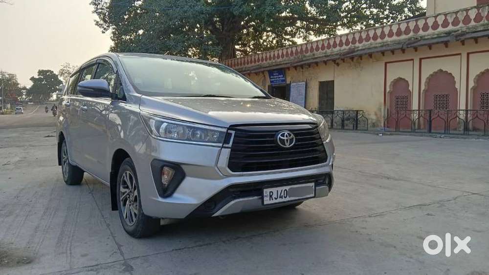 Toyota Innova Crysta 2.4 G Mt 7 Str, 2023, Diesel