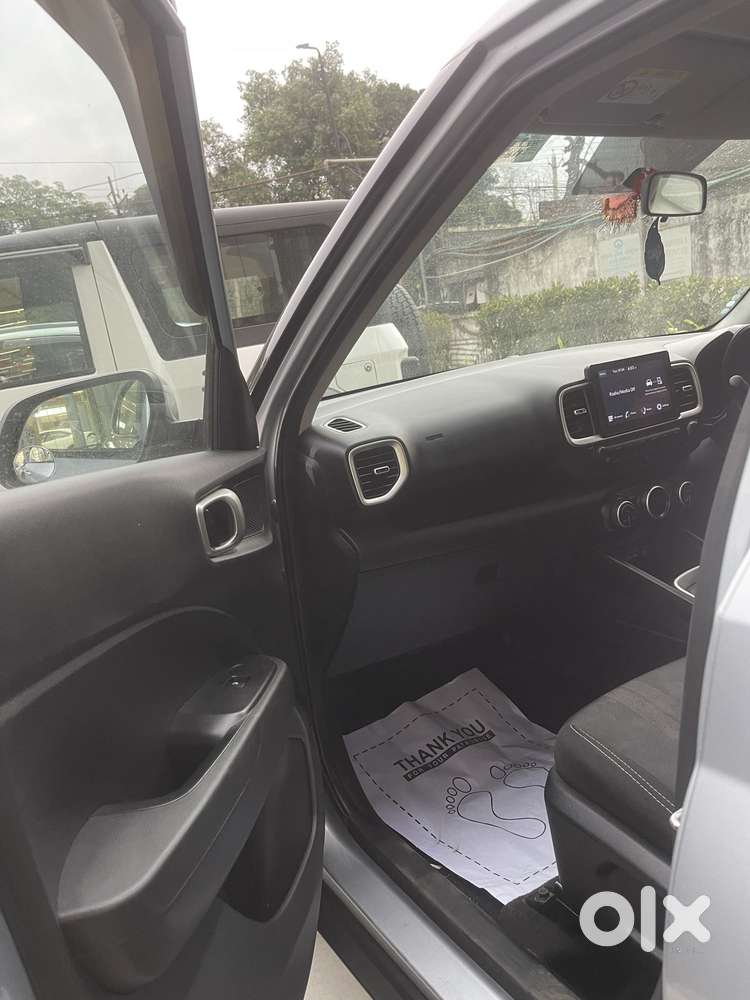 Hyundai Venue 1.2 S Plus, 2021, Petrol