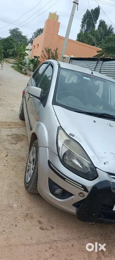 Ford Figo Lxi 2011 No Fc