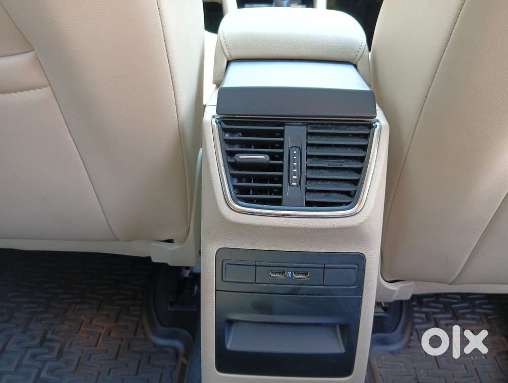 Skoda Octavia 1.8 Tsi At L K, 2018, Petrol