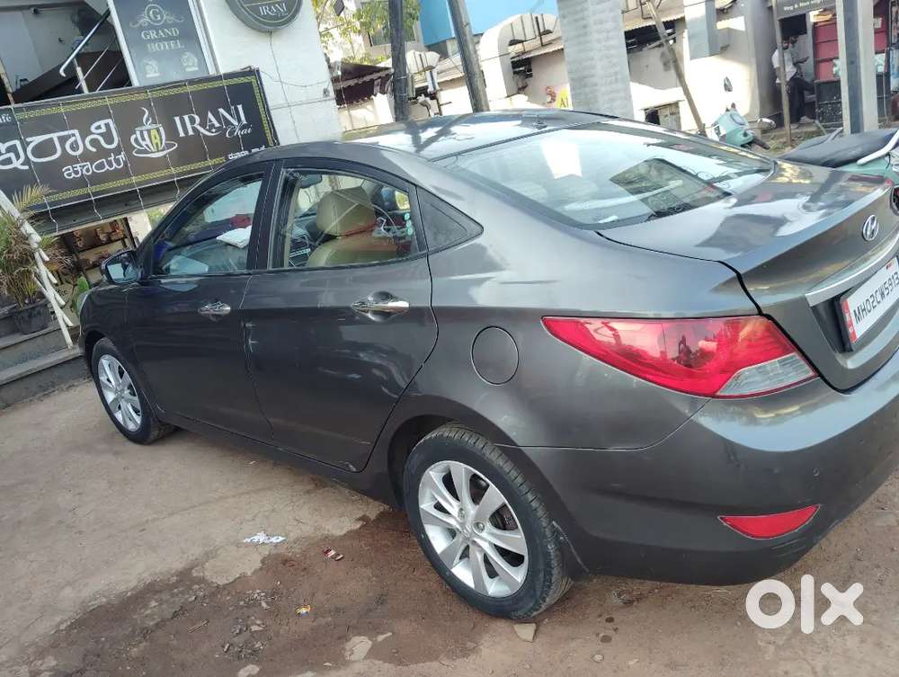 Hyundai Verna Automatic