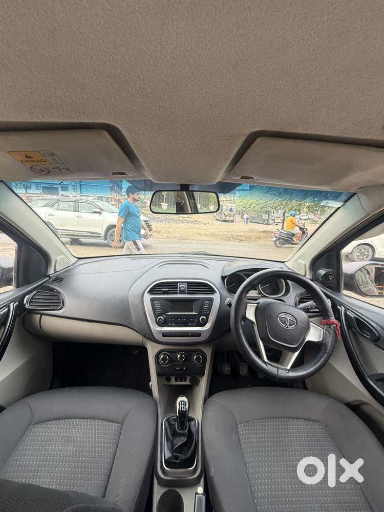 Tata Tiago 1.2 Revotron Xt (o), 2017, Petrol