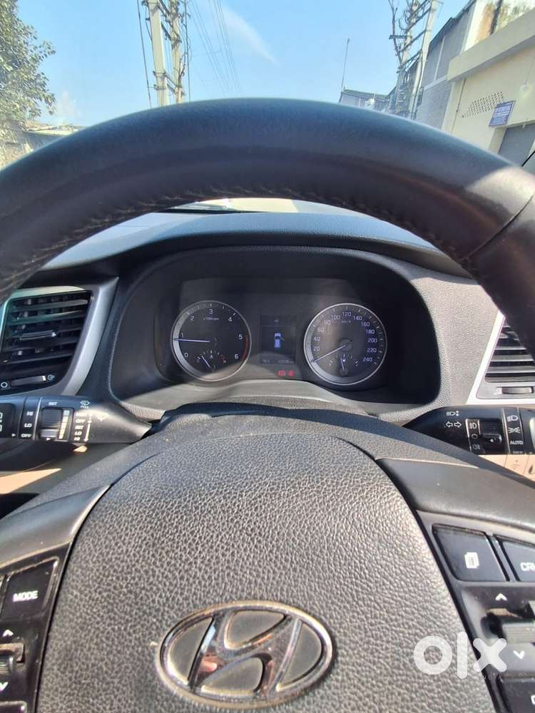  Hyundai Tucson 2018 Diesel Manual  65,000 Km  Vip No.