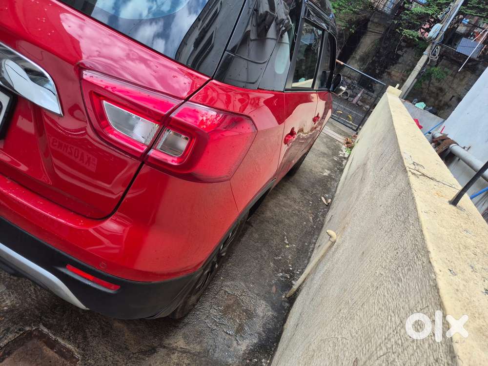 Maruti Suzuki Brezza 1.5 Zxi Smart Hybrid Dual Tone, 2021, Petrol