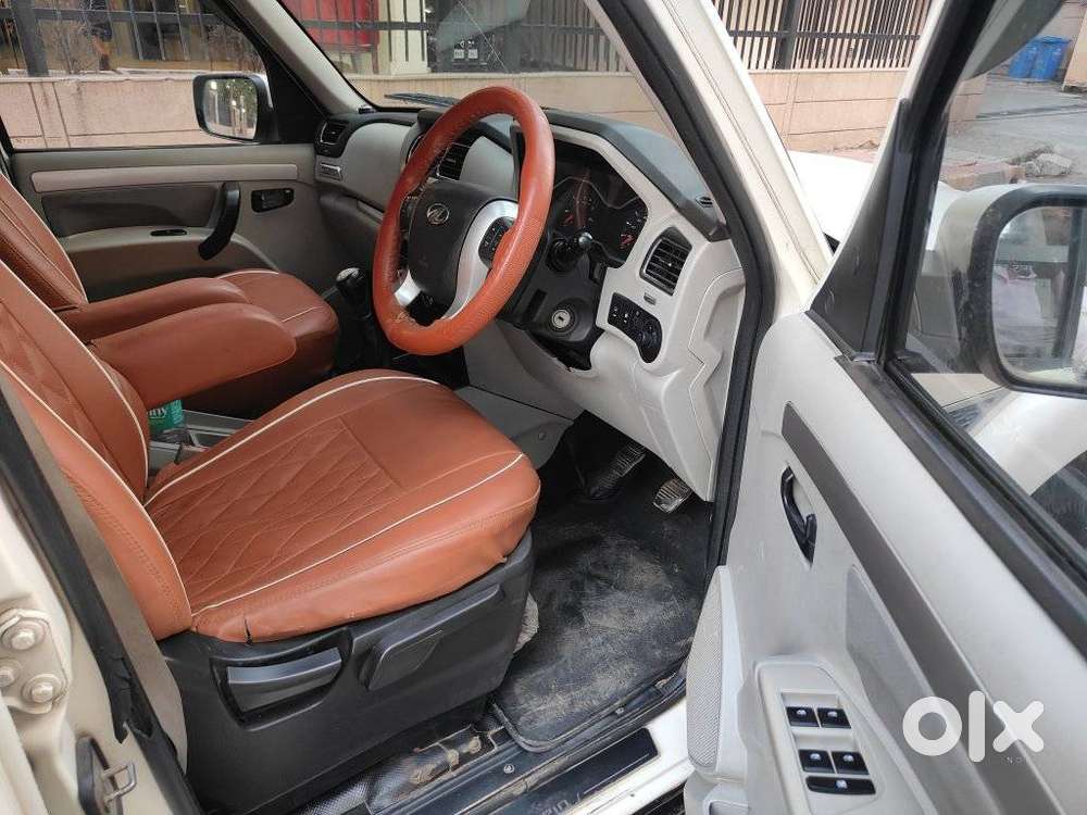 Mahindra Scorpio S10, 2017, Diesel