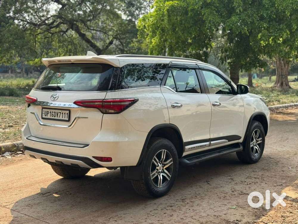 Toyota Fortuner [2021-ongoing] 2.8 2wd Diesel Mt, 2023, Diesel