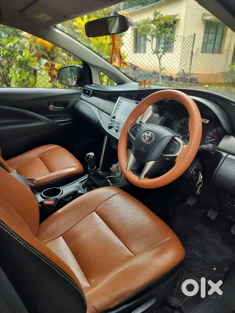 Toyota Innova Crysta 2022