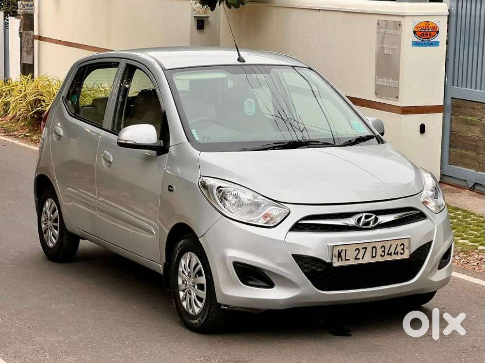 Hyundai I10 Sportz At, 2013, Petrol