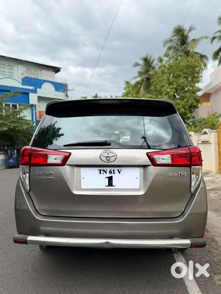 Toyota Innova Crysta 2020 Diesel 200000 Km