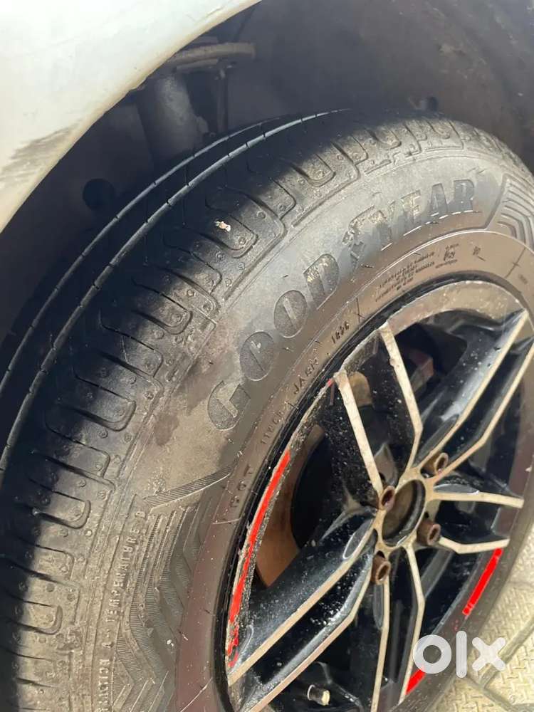 Maruti Suzuki Dzire Vxi 2018 With New Tyre And Battery