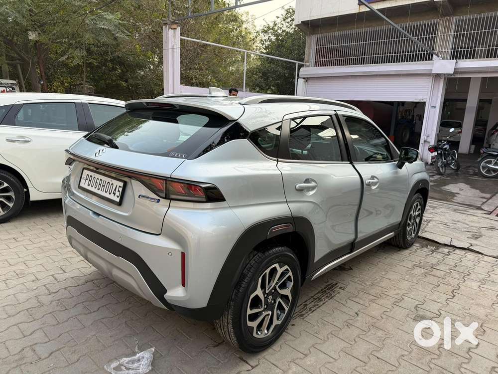 Maruti Suzuki Fronx Petrol 2024 Model