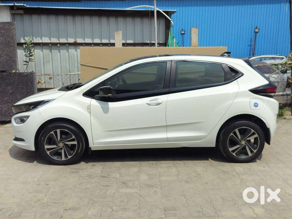 Tata Altroz 1.2 Xe Plus Petrol, 2023, Petrol