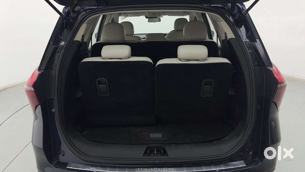 Mahindra Xuv700 2.0 Ax 7 Petrol At Str, 2022, Petrol