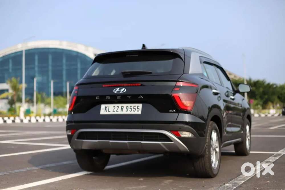 Full Option Hyundai Creta 2023 Petrol 28800 Km Driven